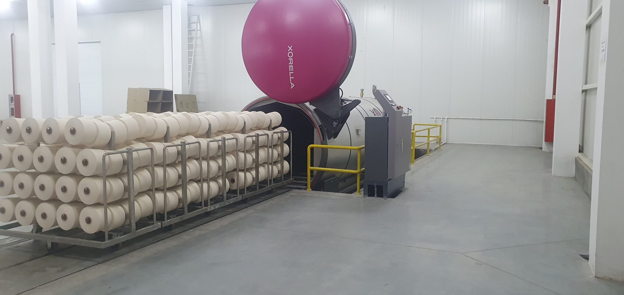 Mahsulotimiz chidamligini va sifatini oshirish uchun, yuqori sifatli parlash uskunasi ishlatiladi.